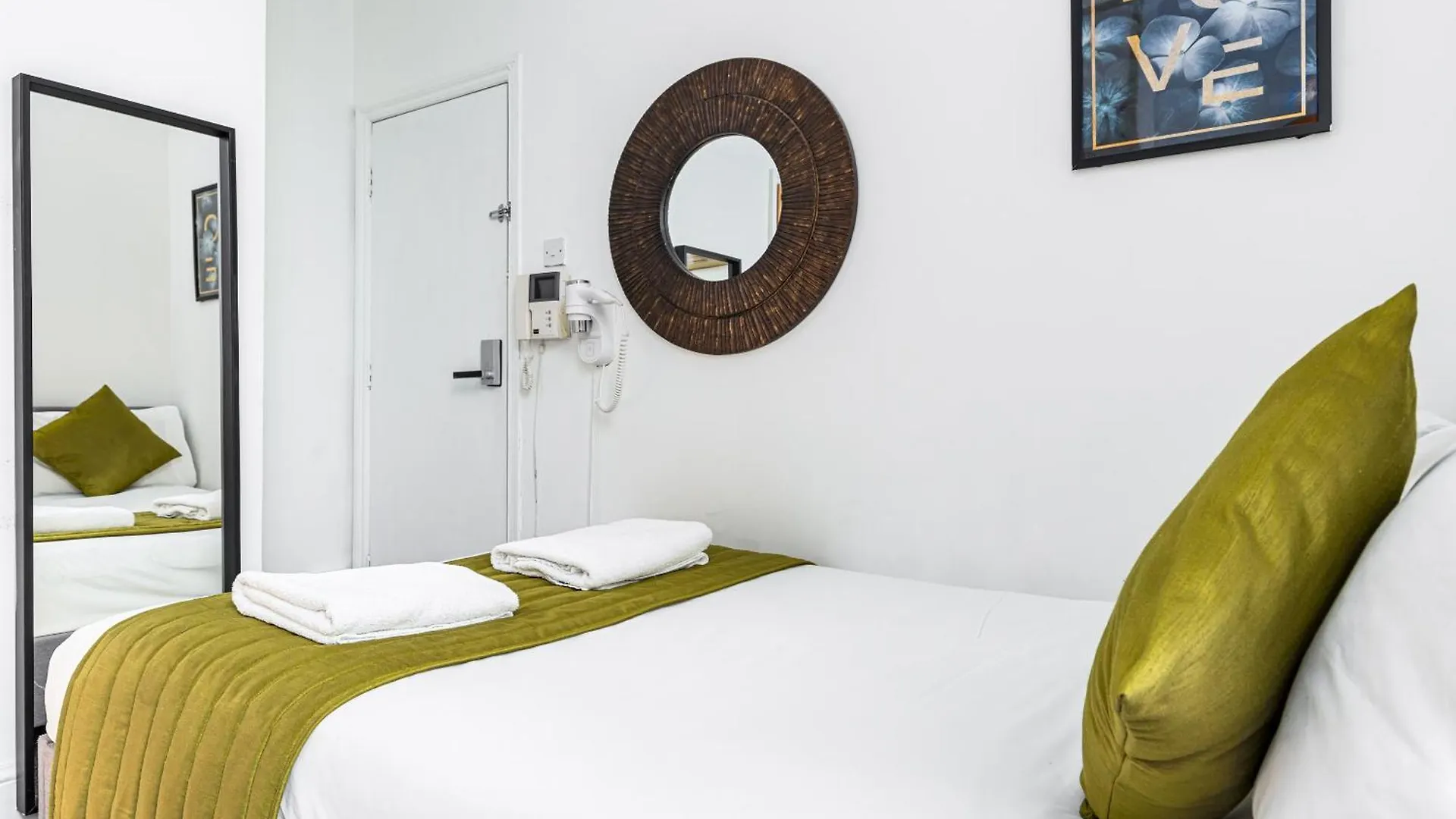 Ryam Suites London