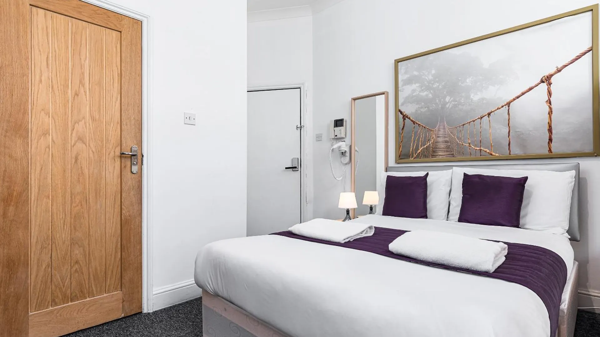 Ryam Suites London Bed & Breakfast