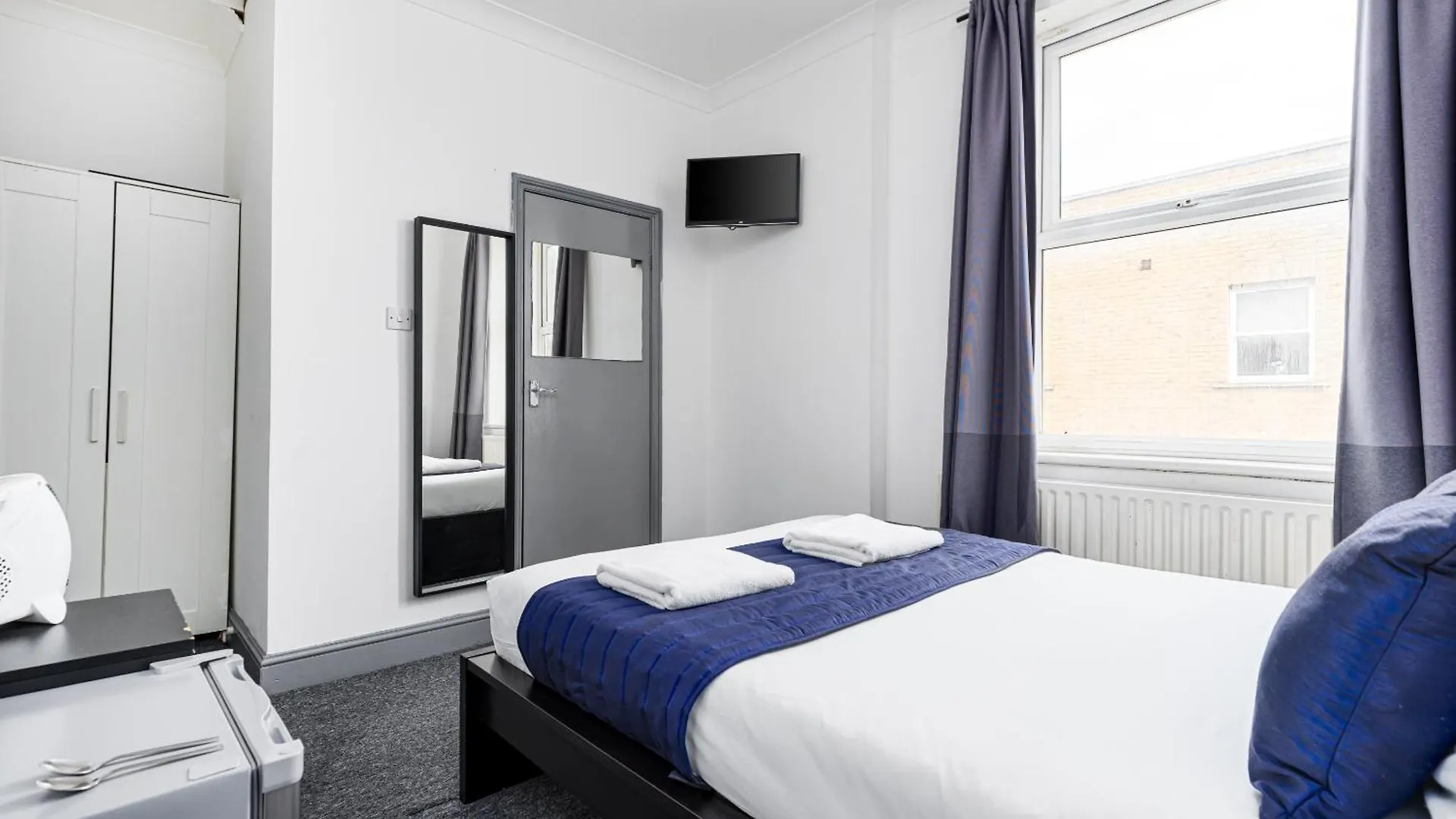 Ryam Suites London Bed & Breakfast