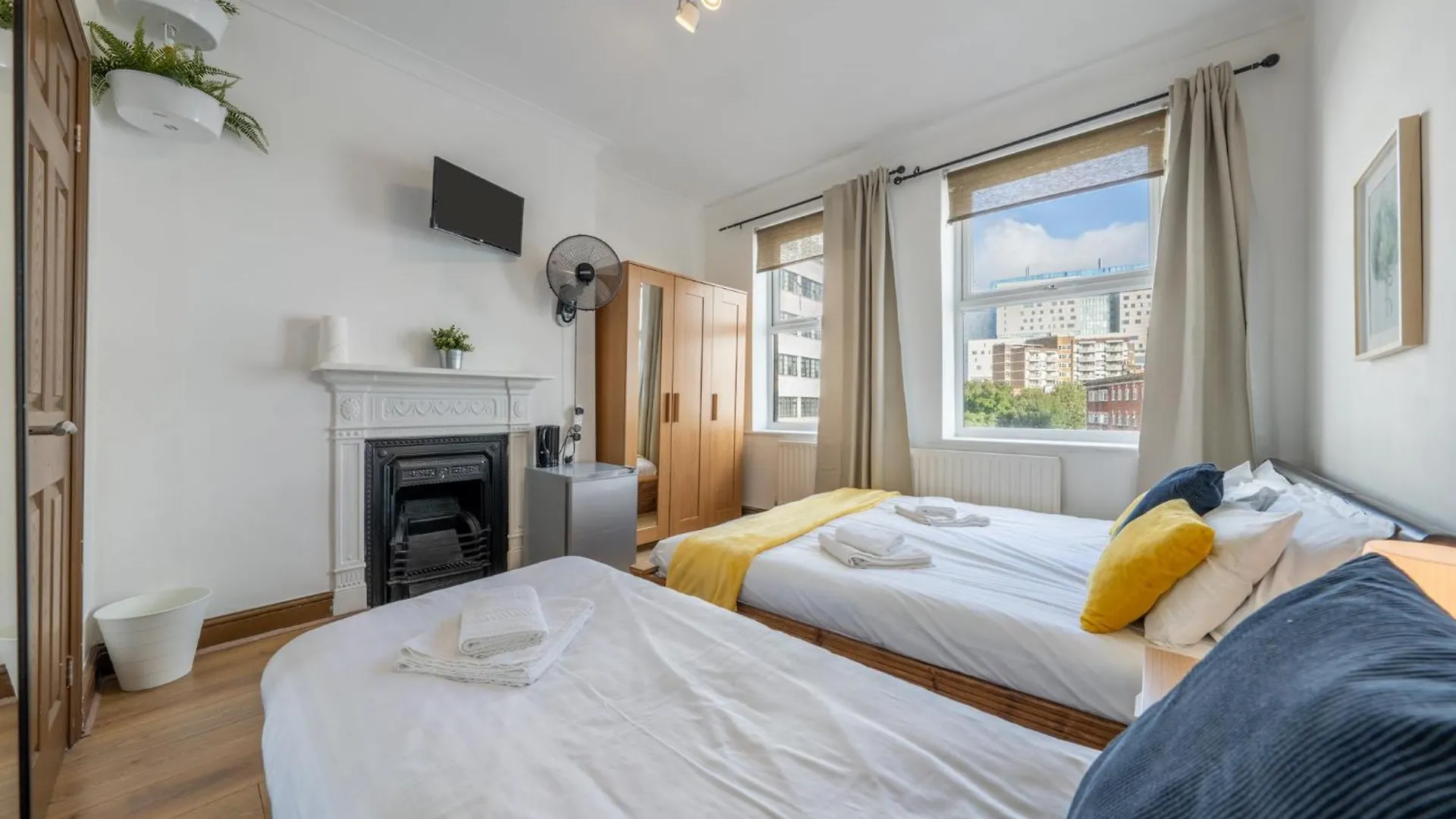 Ryam Suites London Bed & Breakfast