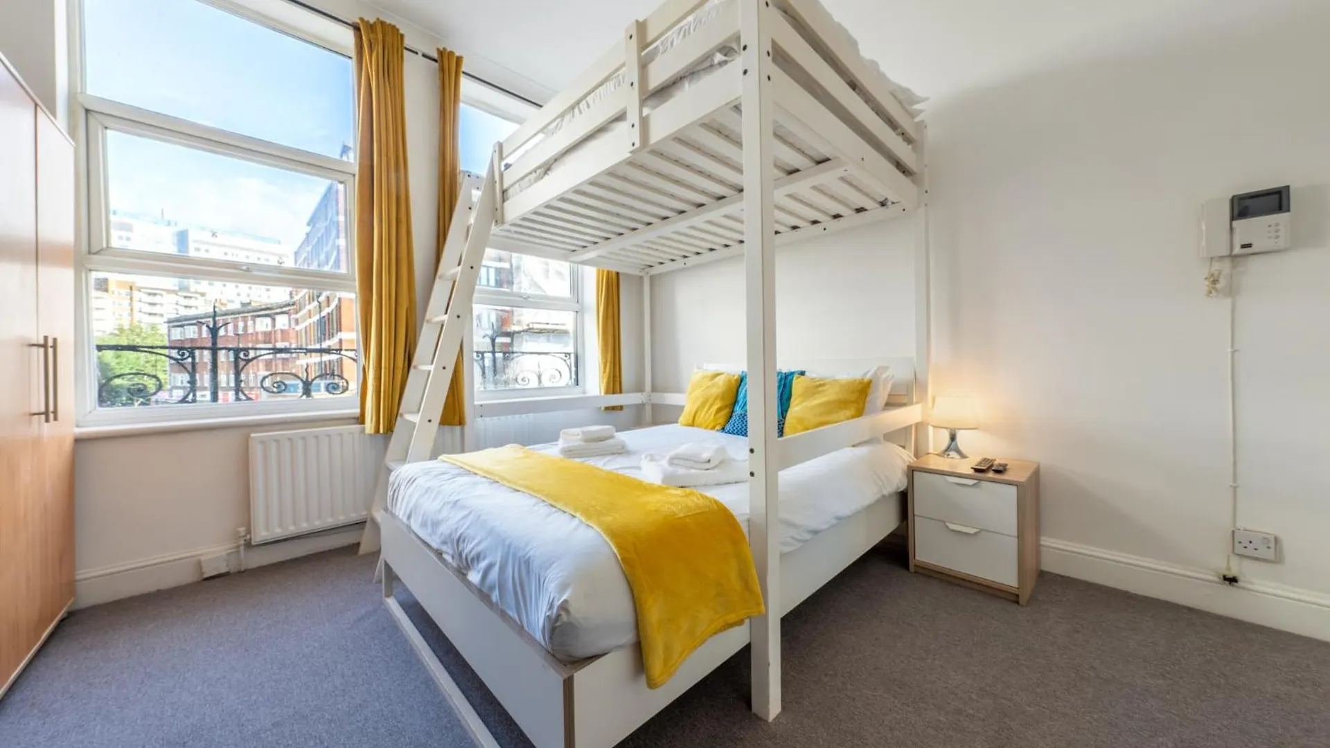 Ryam Suites London 2*,  United Kingdom