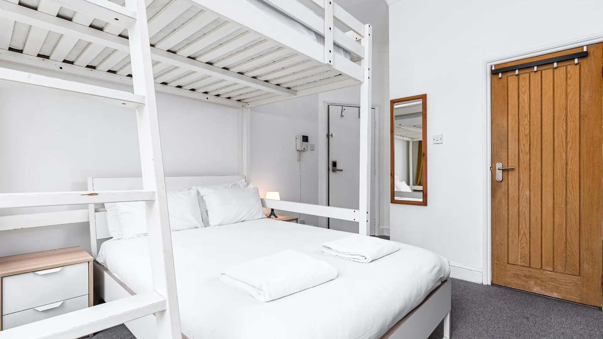 Ryam Suites London United Kingdom