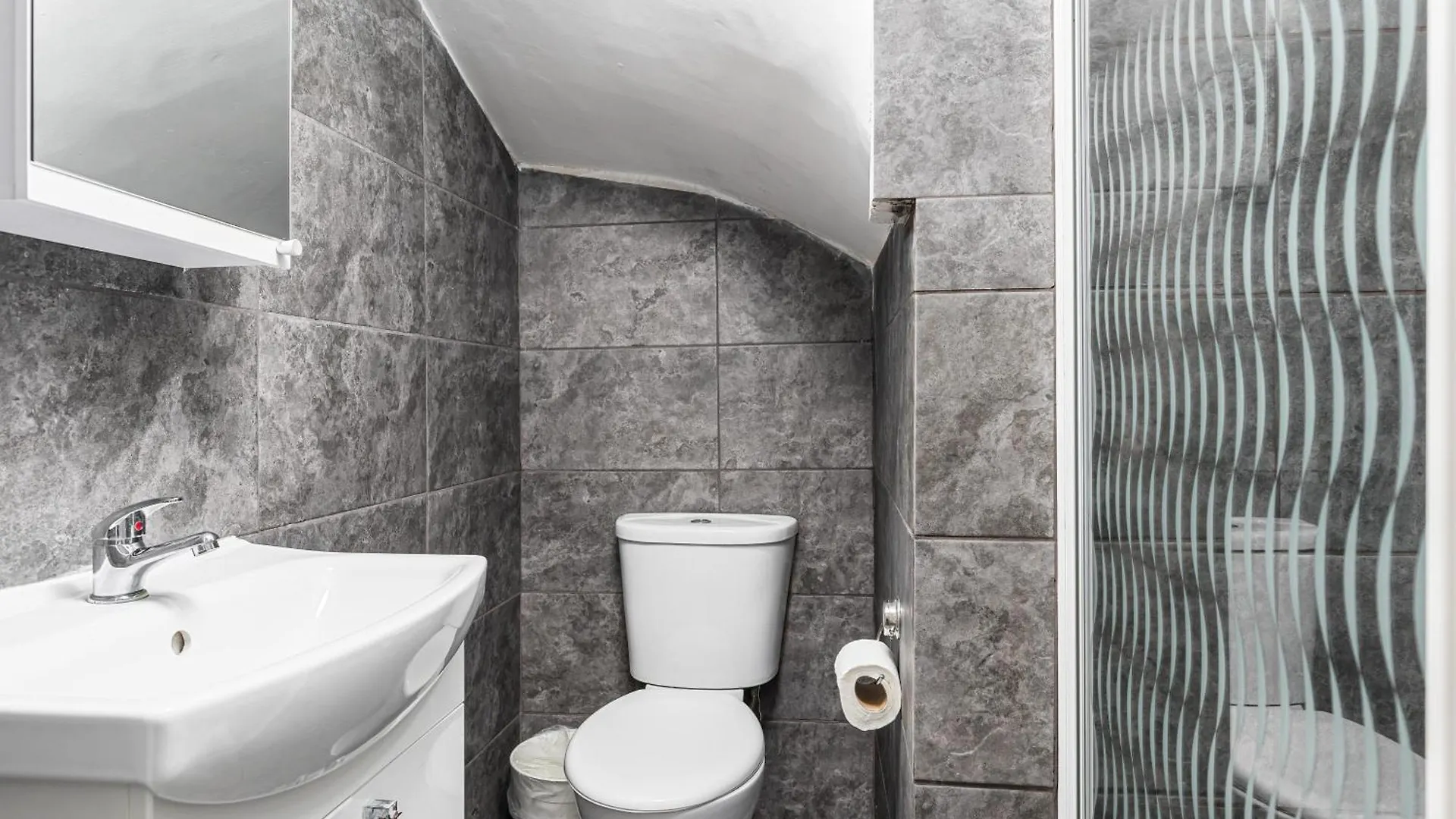 Bed & Breakfast Ryam Suites London